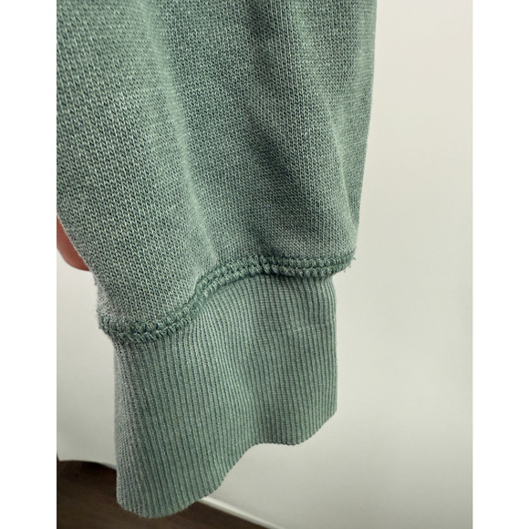 Victoria's Secret PINK Long Sleeve Pullover Fleece Green Crop Sweatshirt Size XL - Picture 4 of 10